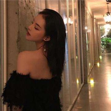 蛟龙突击队反恐演练：四目夜视仪+飞行头盔亮眼
